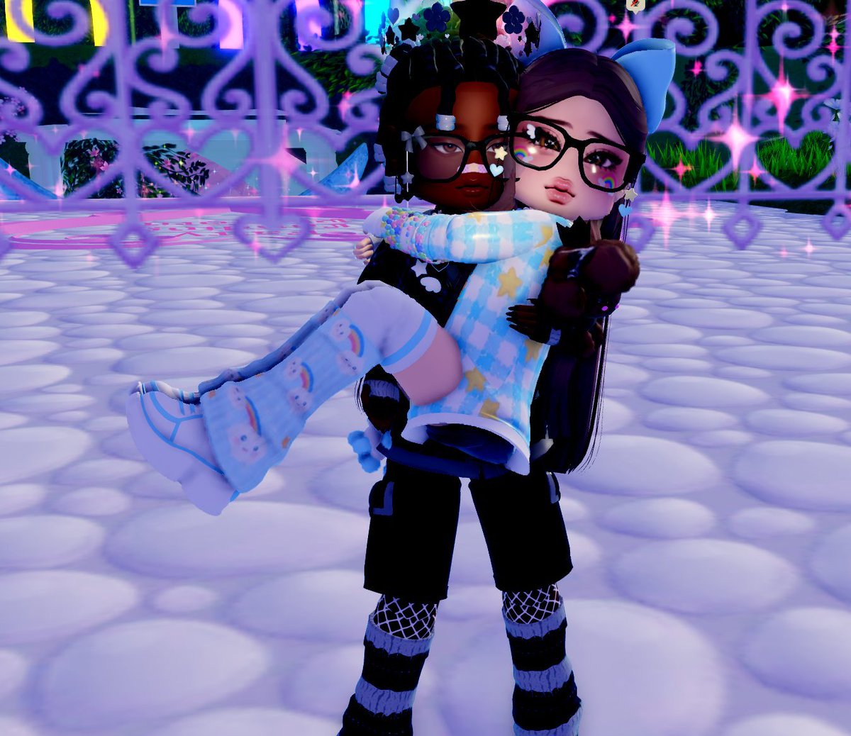 Royale High Positivity tweet media