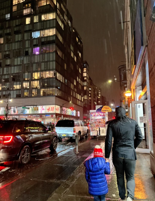 It rains in new york