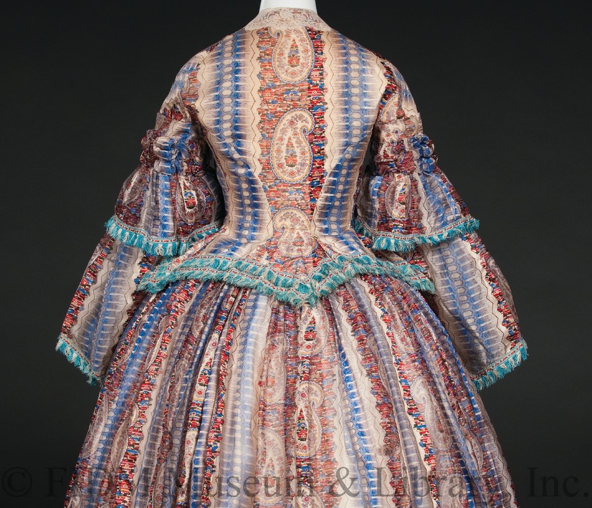 Day Dress, c.1855. Silk, cotton, metallic thread. ©️ @FIDMMuseum #FashionHistory