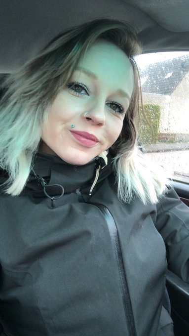 Een paar leuke foto&rsquo;s ❤️ van de afgelopen dagen😍   https://t.co/kWYLs5SMJ4 https://t.co/eqqJ4dddLn