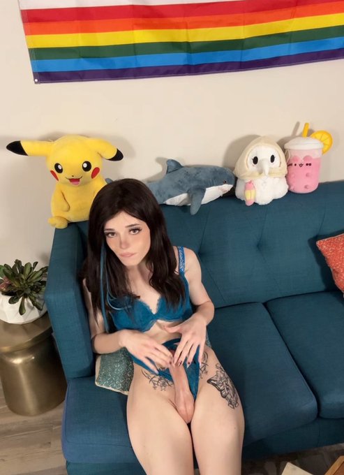 Care to grab a seat? The waters warm! ✨💕 https://t.co/NXZKFh0Dg2