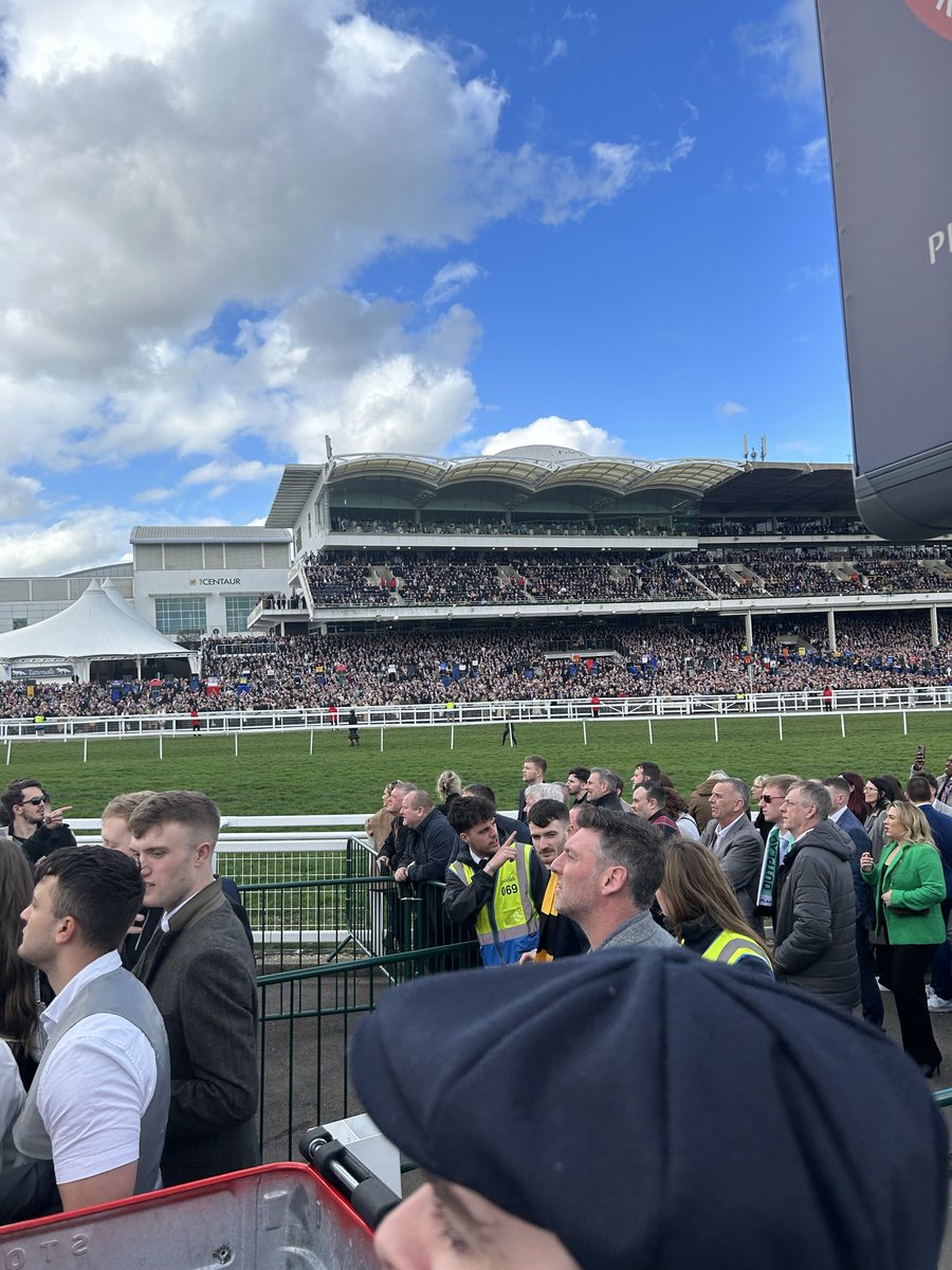 £20 FREE BET GIVEAWAY FOR CHELTENHAM

With a week to go till Cheltenham decided to grow the page and do a FREE £20 bet giveaway for the Tuesday of Cheltenham.

To enter

Follow <a href="/Napzoftheday/">NapzOfTheDay</a> 

RT this tweet

Tag a friend in the comments.

Good luck🐎💰