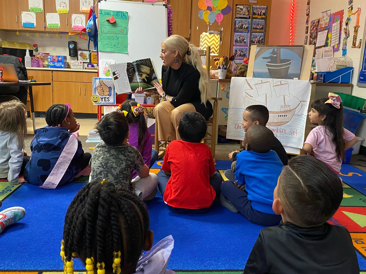 Had the best time <a href="/HazelgroveKck/">hazelgrove_kck</a> reading to Miss Lohrey’s class. Thank you for letting me share one of my favorite stories! It always gets a lot of laughs! 😂 #ReadAcrossAmerica #BetterEveryDay #OnceATeacherAlwaysATeacher #KCKPSHR <a href="/KCKPSHR/">KCKPS HR</a> <a href="/kckschools/">Kansas City, Kansas Public Schools</a>