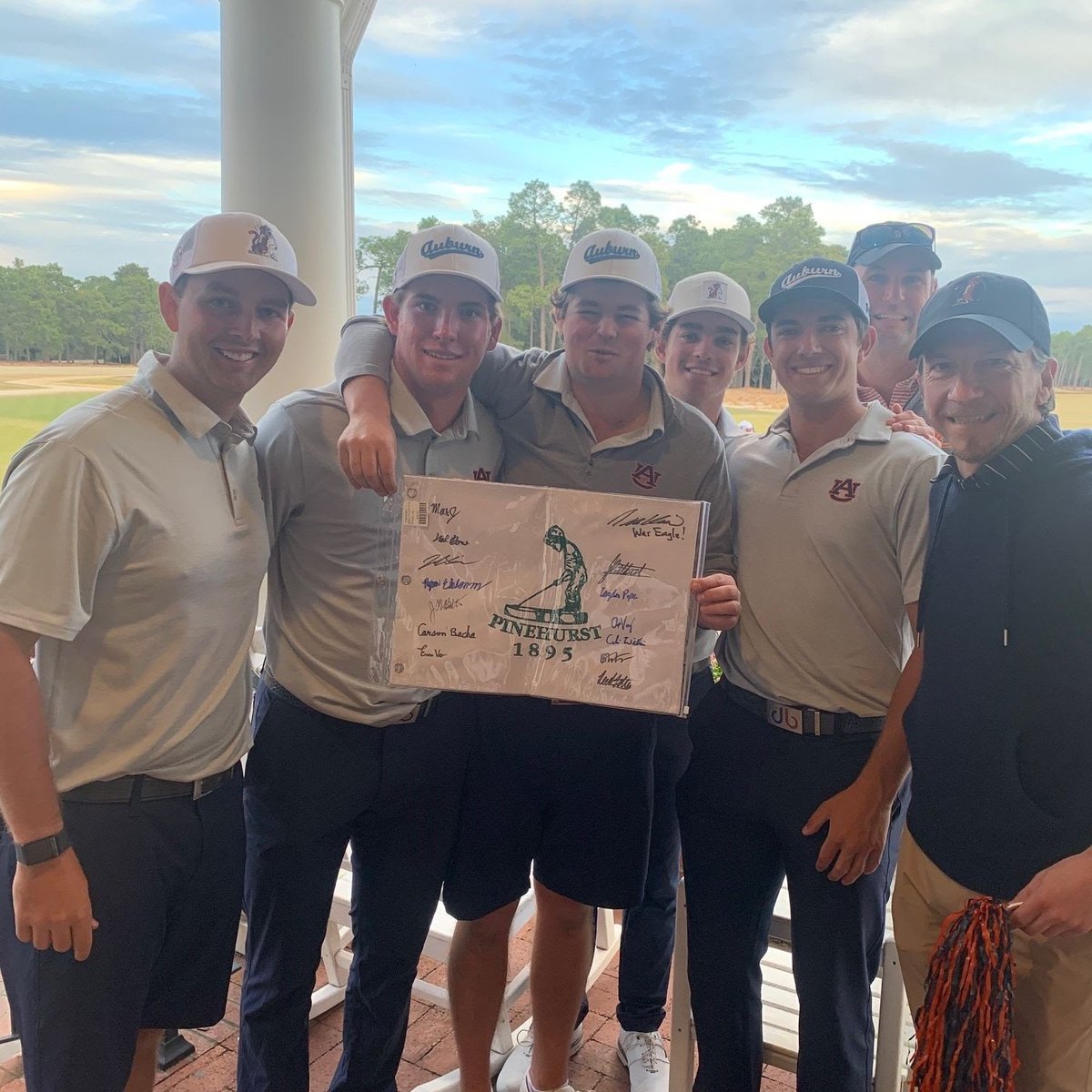 TriangleAreaAC's tweet photo. Donate $10 or more to the Triangle Area Auburn Club Scholarship from Feb 27th through March 8th for a chance to win the signed flag.

https://t.co/U549Cqh61k https://t.co/shTF89bVSC