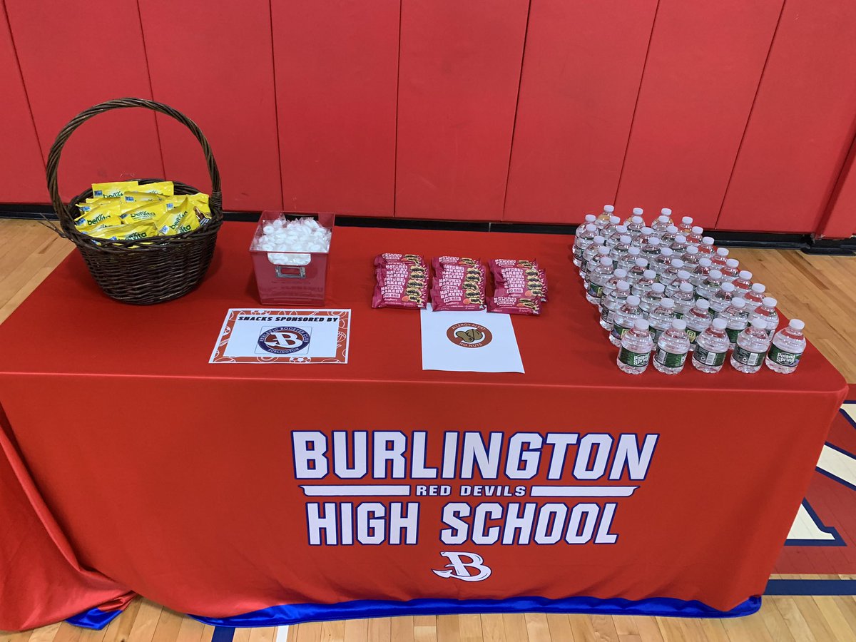 BHSRedDevils_AT's tweet image. Snacks for our post workshop recovery! Thanks to @bhsdevilbooster for sponsoring the snack table!