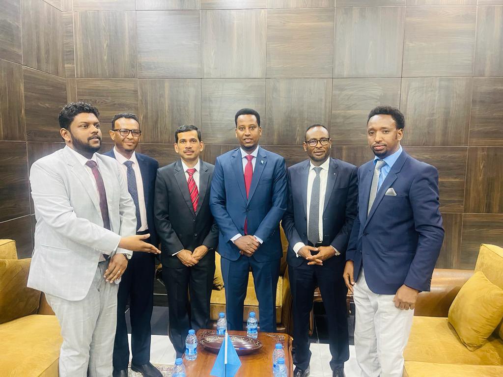 Hon. Isaak Mursal tweet media