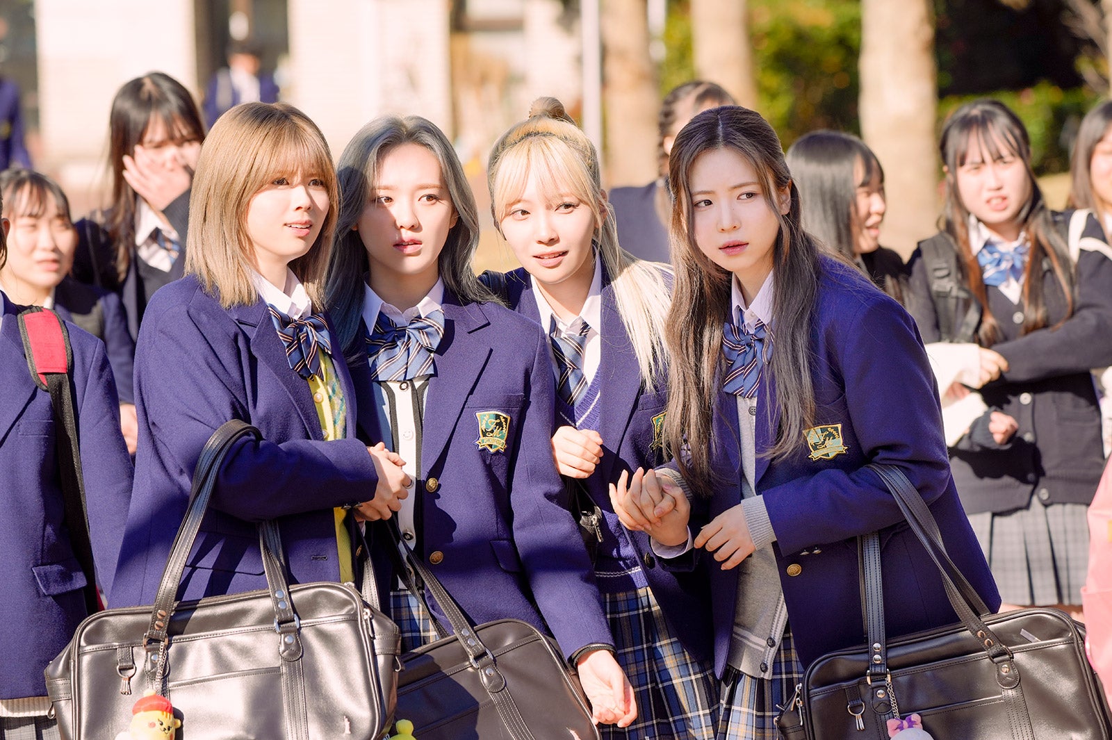 GH8FX23aUAAIZzF?format=jpg&name=large