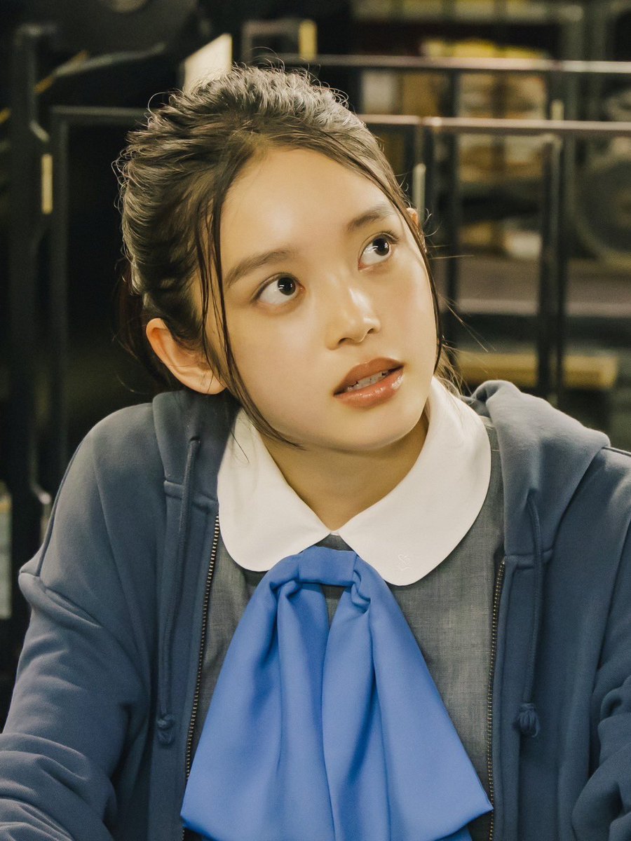 takaishi__akari's tweet photo. 小林啓一監督作品
映画『新米記者トロッ子 私がやらねば誰がやる！』

杉原かさね 役で出演させていただきます。

壁に当たっても一生懸命突き進もうとする登場人物たちの姿に心惹かれる作品です。
是非劇場でご覧ください！

8/9(金)公開です🕊️
#新米記者トロッ子 https://t.co/5WSgsSNbEo