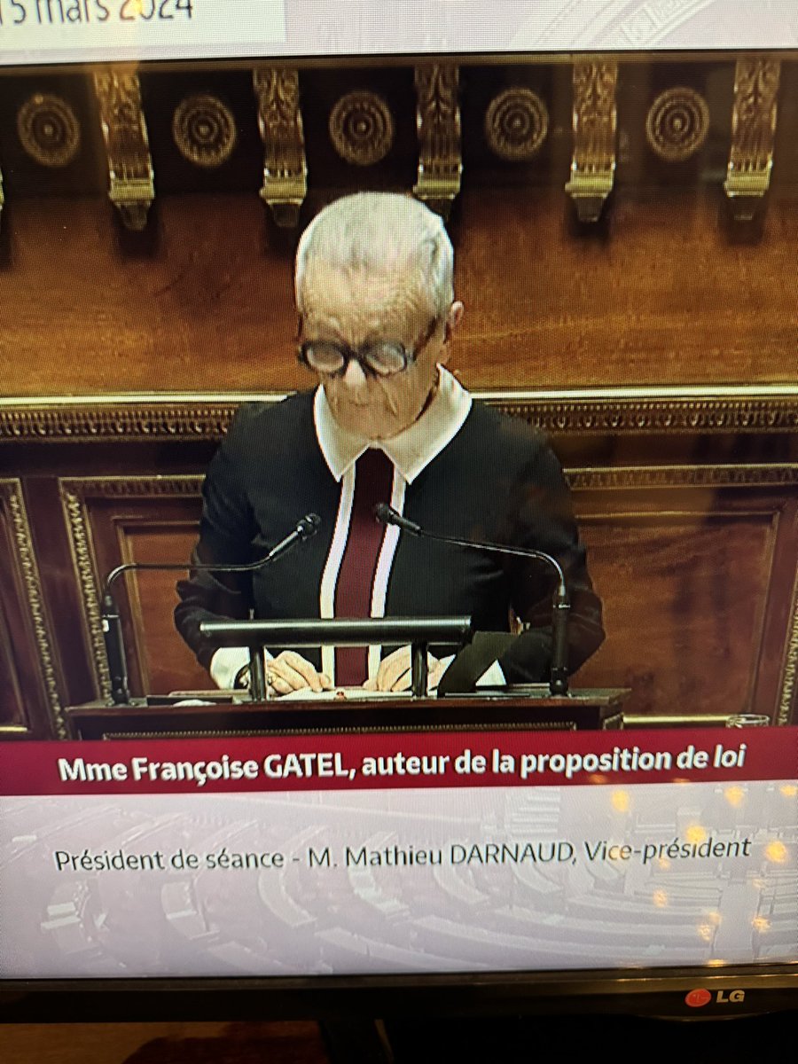 Encourager les vocations de nos concitoyens.
Apporter des réponses aux élus locaux actuels.
Il nous faut avancer…
Avec Emmanuel nous avons signé cette proposition de loi de <a href="/FrancoiseGatel/">Françoise GATEL</a> 
Ce texte est en débat au Sénat 
<a href="/EmmanuelCapus/">Emmanuel Capus</a>