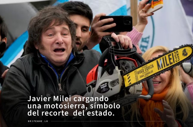 BRIFEAME.LÁ 
La política se entiende mejor cuando alguien te la explica de forma amigable 💬.

Esta semana: El fenómeno Milei, desarrollado por <a href="/agustinfrizzera/">Agustin Frizzera</a>.

▶️: t.me/brifeamela_bot

Queremos conocer su opinión sobre este episodio del micro podcast de la Red, ¡cuéntanos!