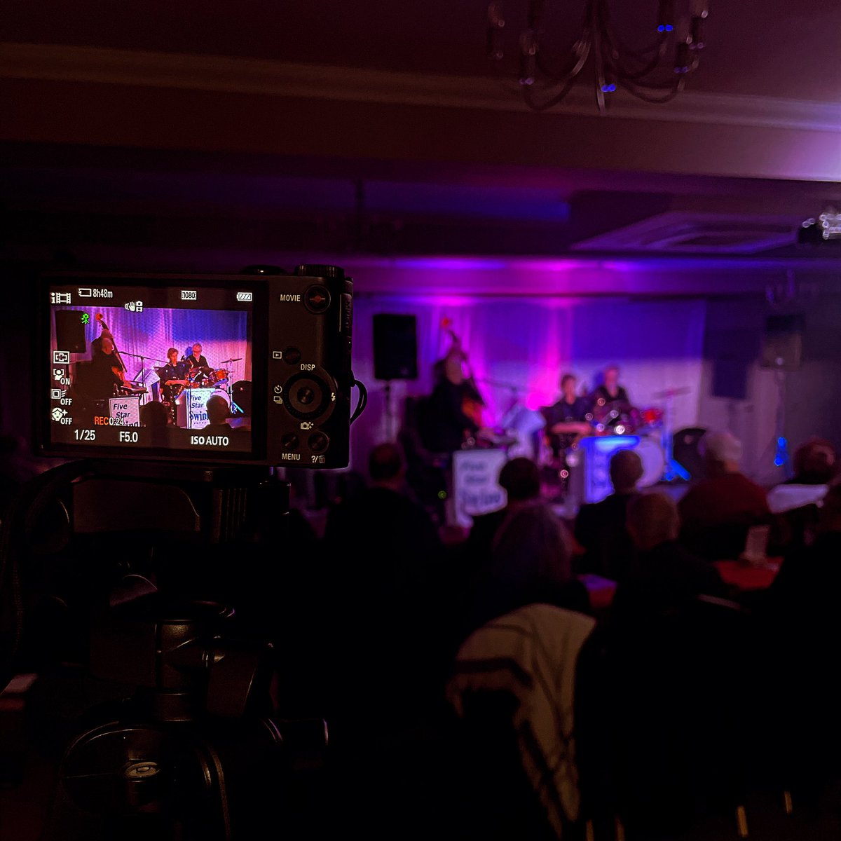 Jazz Matters (@mattersjazz) on Twitter photo Another great night working with <a href="/AnniesJazz/">Annie's Jazz</a> Southend.
What a treat to have Five Star Swing taking us through the Music From The Movies! š„
#jazz #jazzmusic Another great night working with <a href="/AnniesJazz/">Annie's Jazz</a> Southend.
What a treat to have Five Star Swing taking us through the Music From The Movies! š„
#jazz #jazzmusic