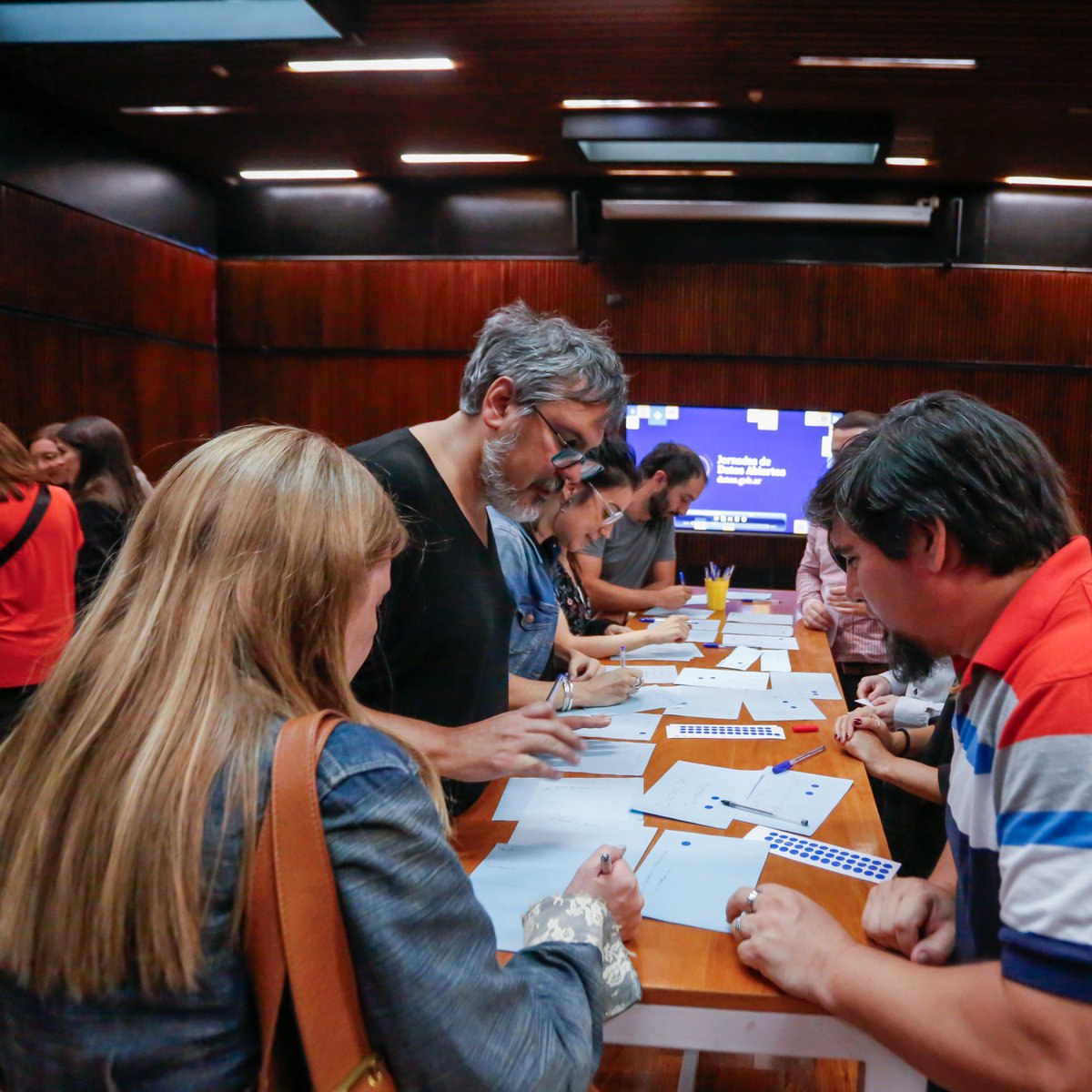 innovacionar's tweet image. 💪📊Primer día de la #JornadaDeDatosAbiertos. 

🗨️Conversamos sobre la importancia de abrir datos para mejorar servicios e incorporar al sector privado.

👨‍💼Mañana continuamos con talleres para el ámbito gubernamental.

#OpenDataDay 🌐📊