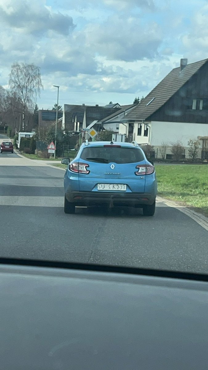Ich hab langsam Angst vor meinem Dorf haha