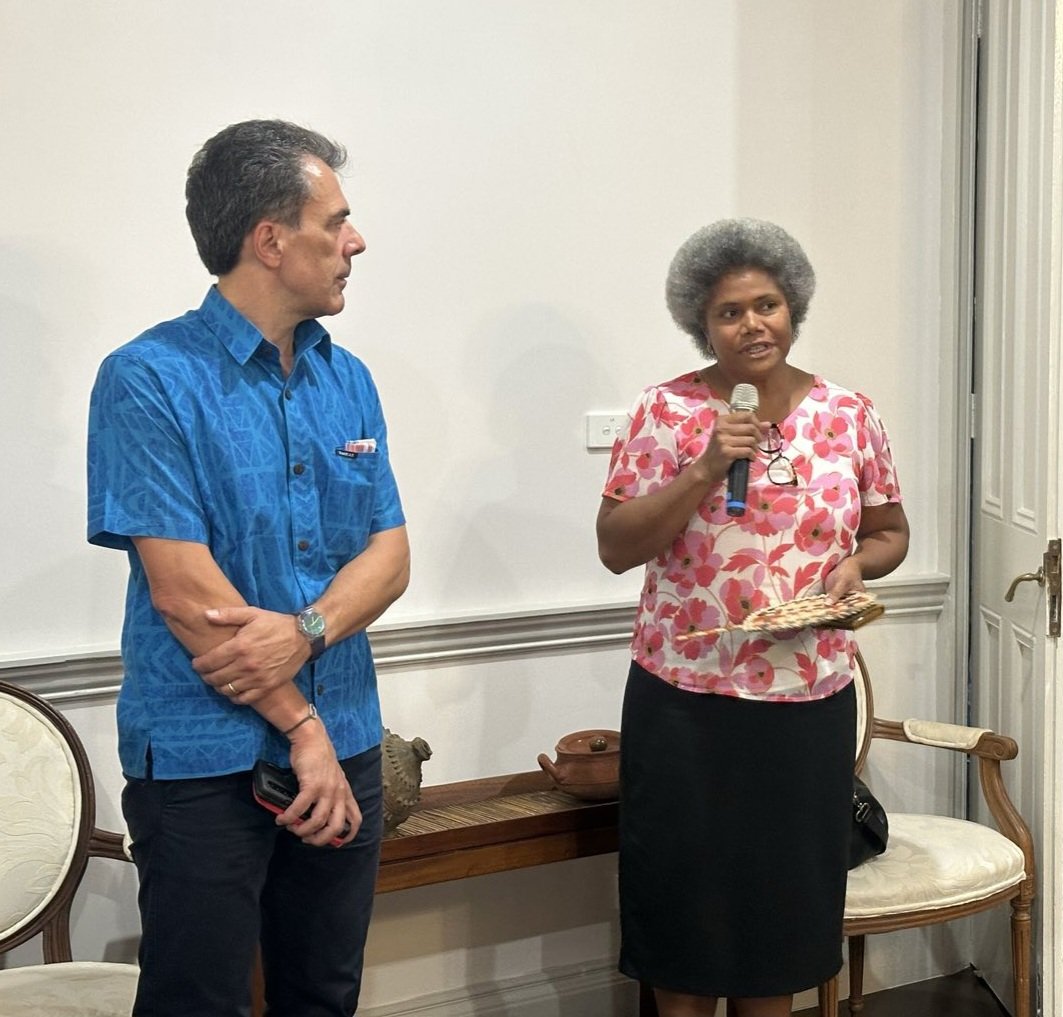 Assistant Minister for Foreign Affairs, Hon. @lenoraqfj while speaking at the reception held @ambafrancefj French Embassy last night, to welcome AFD Group rep Elodie Vitalis to Fiji. AFD will now be based in Suva. 🇫🇯🤝🇫🇷 diplomatic relations continues to advance to new levels.