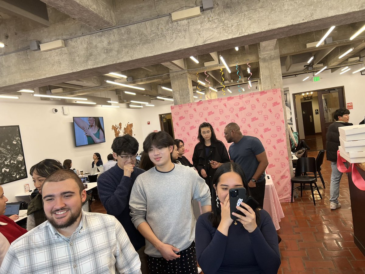IHberkeley_ED's tweet photo. Welcome to @ihouseberkeley and edmonds Cafe, Third Culture Bakery. The mochi donuts and muffins are a big hit and a proud addition to our lineup!
#thirdculture #edmondsberkeley https://t.co/NRkUryuh7D
