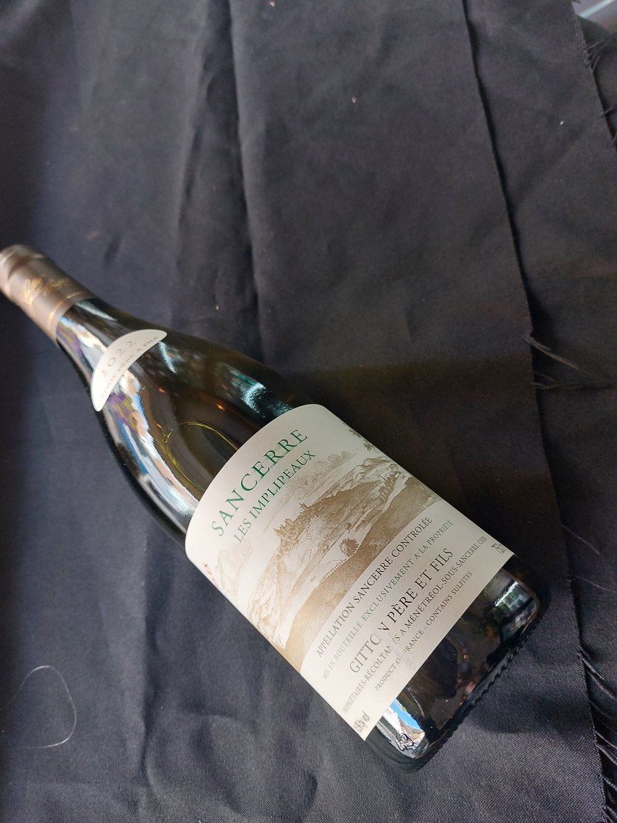 Two of our most recent new wines - both to be tasted at our Loire wine &amp; food evening on the 20th March. Do you have your tickets?  #abingdon #winetasting <a href="/AddedIngredient/">Jill Carver</a>