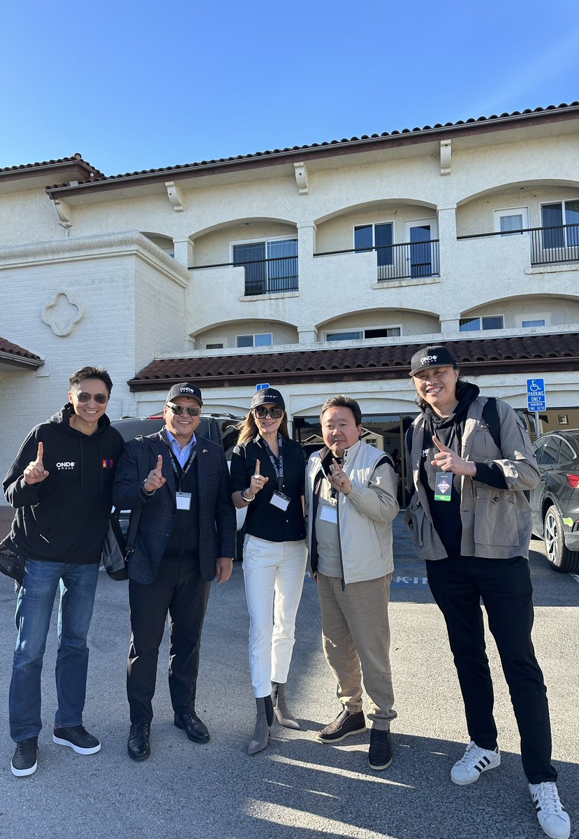 elbegdorj's tweet photo. Mongolia🇲🇳. The first commercial satellite has been launched. Mongols have joined the Space family of enterprises. Thank you. @elonmusk @SpaceX @Exolaunch @anar_ondo #ONDOSPACE #OWL https://t.co/k9RV7fsY4E