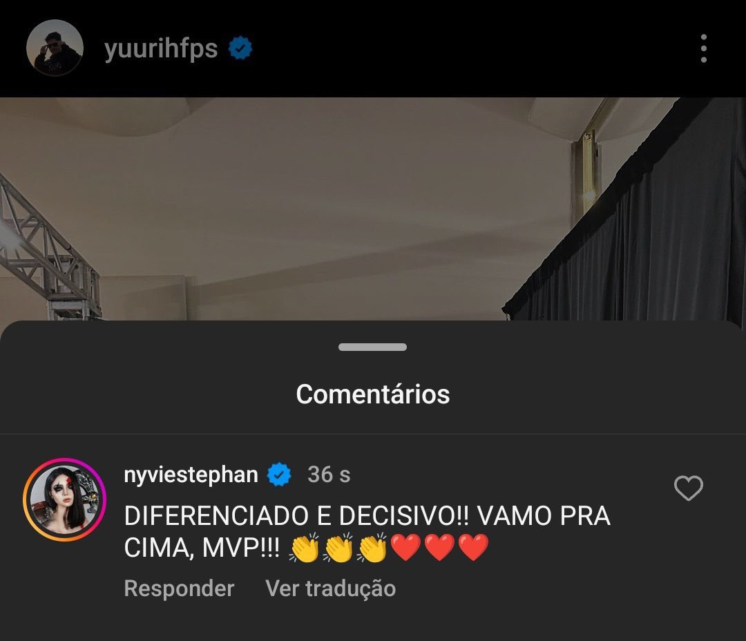 Fconegundes's tweet photo. O Castanhari talaricou o Bruno Sutter do antigo Massacration que era esposa da Nyvi. 
Os caras eram AMIGOS. 

O Karma as vezes demora. Mas sempre vem… https://t.co/iXjj1uc8dL