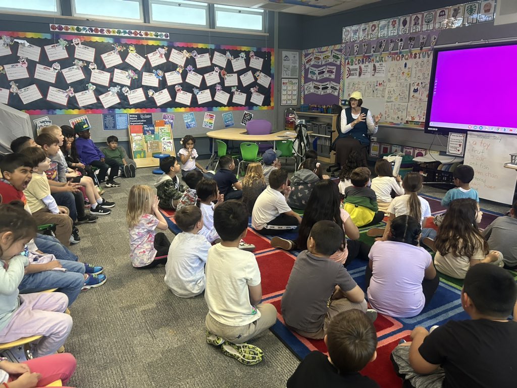 Today, our Kinders were excited for Women in History today and learned about Mildred “Babe” Didrikson Zaharias. @DosCaminosPVSD @PVSDCamarillo