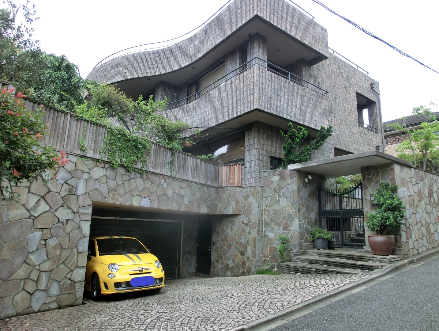 芸能人 自宅 世田谷 区