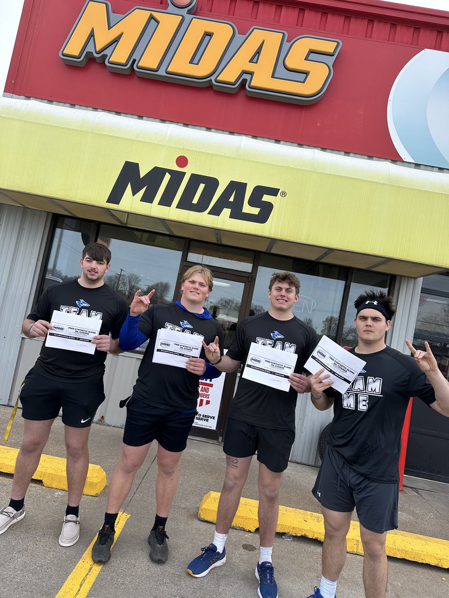 Thank you to Midas for being a part of the BLUE SWARM and donating to the Loper Backer Banquet #TeamOverMe #LoperBackers #PowerOfTheHerd
