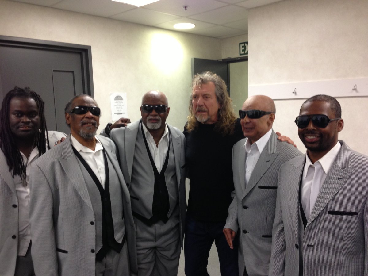 One of many memories from the @blindboys journey. The story surrounding this moment and many others are shared in their forthcoming memoir “Spirit of the Century” out March 19 and available for pre-order now. hachettebookgroup.com/titles/the-bli… @RobertPlant @HachetteBooks @HachetteUS