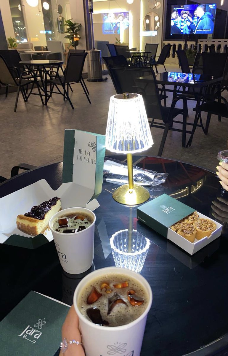 والمحبّةُ لا تَأتي بالتَكلُّف؛ 
لكنّ اللهَ مَن يؤلّف