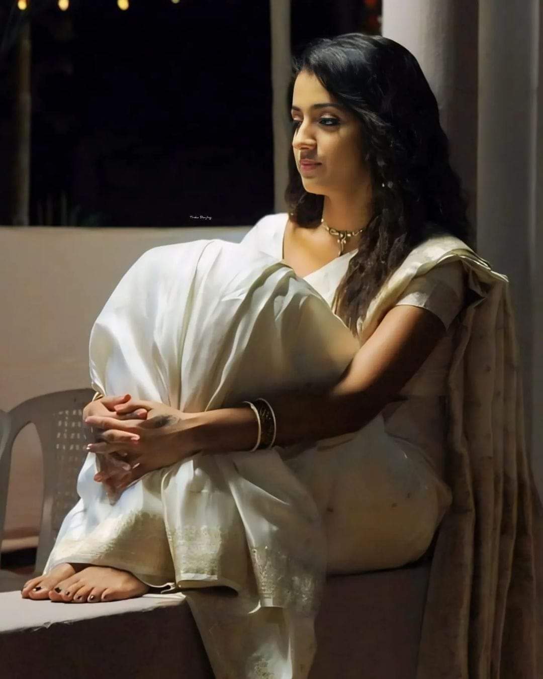 GH8WywiWgAAOJtw?format=jpg&name=large