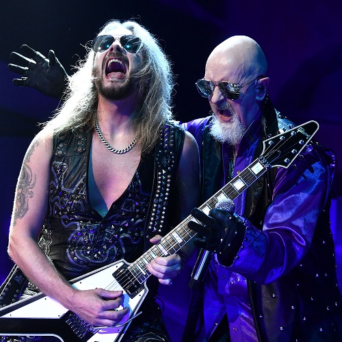 Judas Priest homenageia Lemmy e Dio em novo álbum, saiba mais no site da rádio!

Judas Priest pays tribute to Lemmy and Dio on their new album, learn more on the radio station's website!

radioshockbox.com

SHOCK BOX: Tocando hoje os clássicos de amanhã!