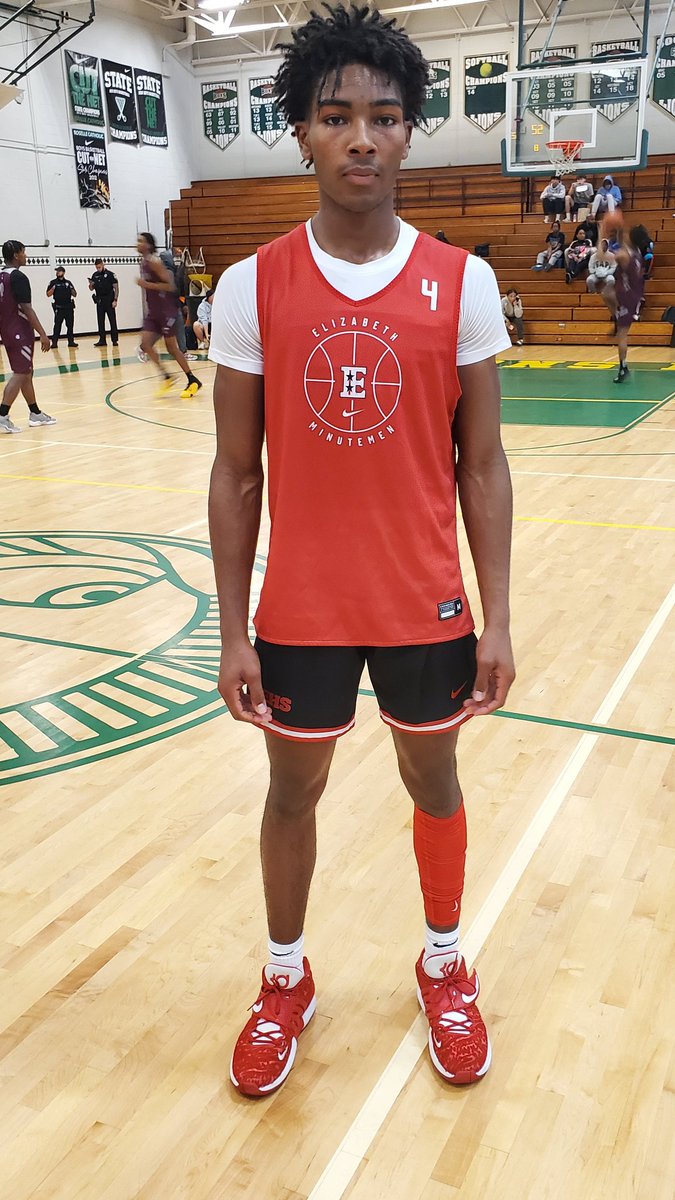 Elizabeth holds off Ridgewood 58-54.  London Carson 18.