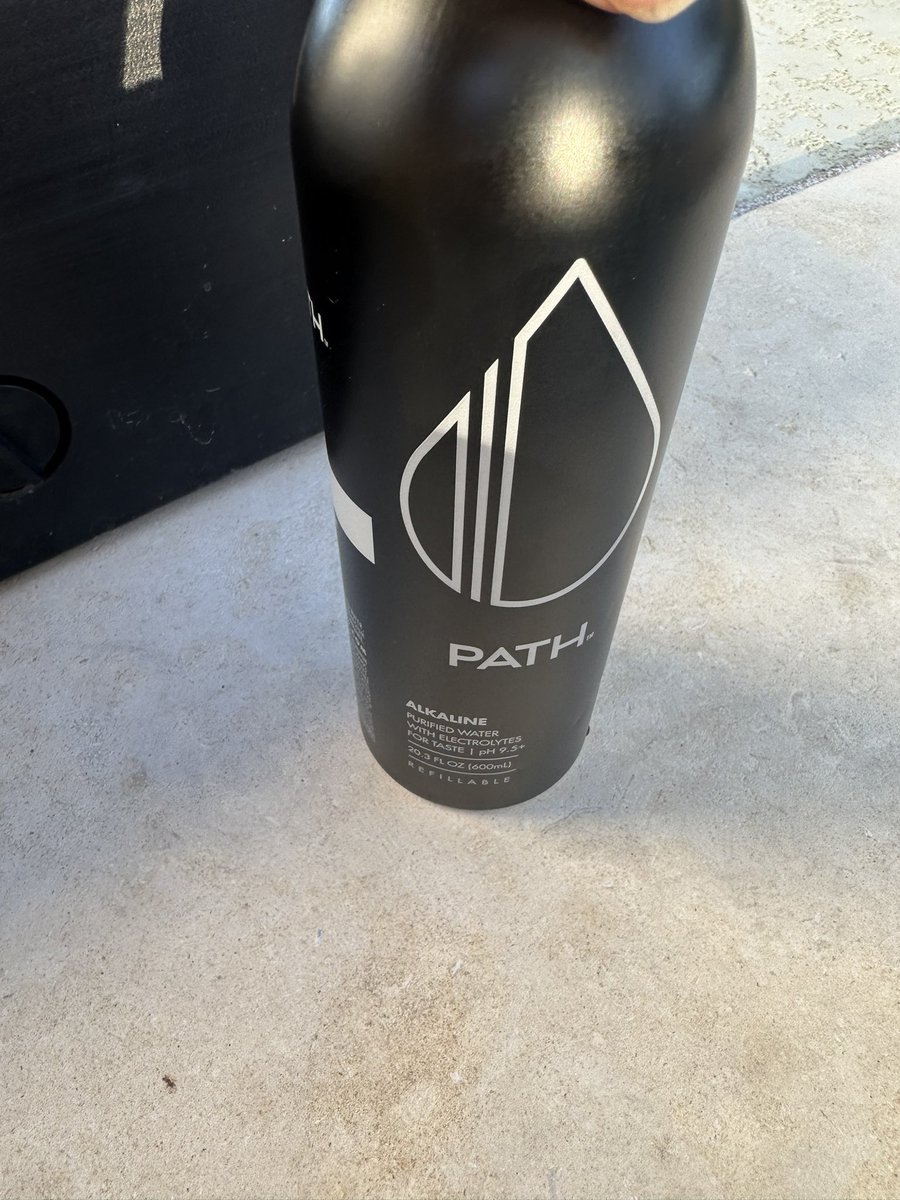 Love love that @AUStinAirport sells <a href="/drinkpathwater/">PATH</a> please keep it up! So much better than plastic bottles full of micro plastics.