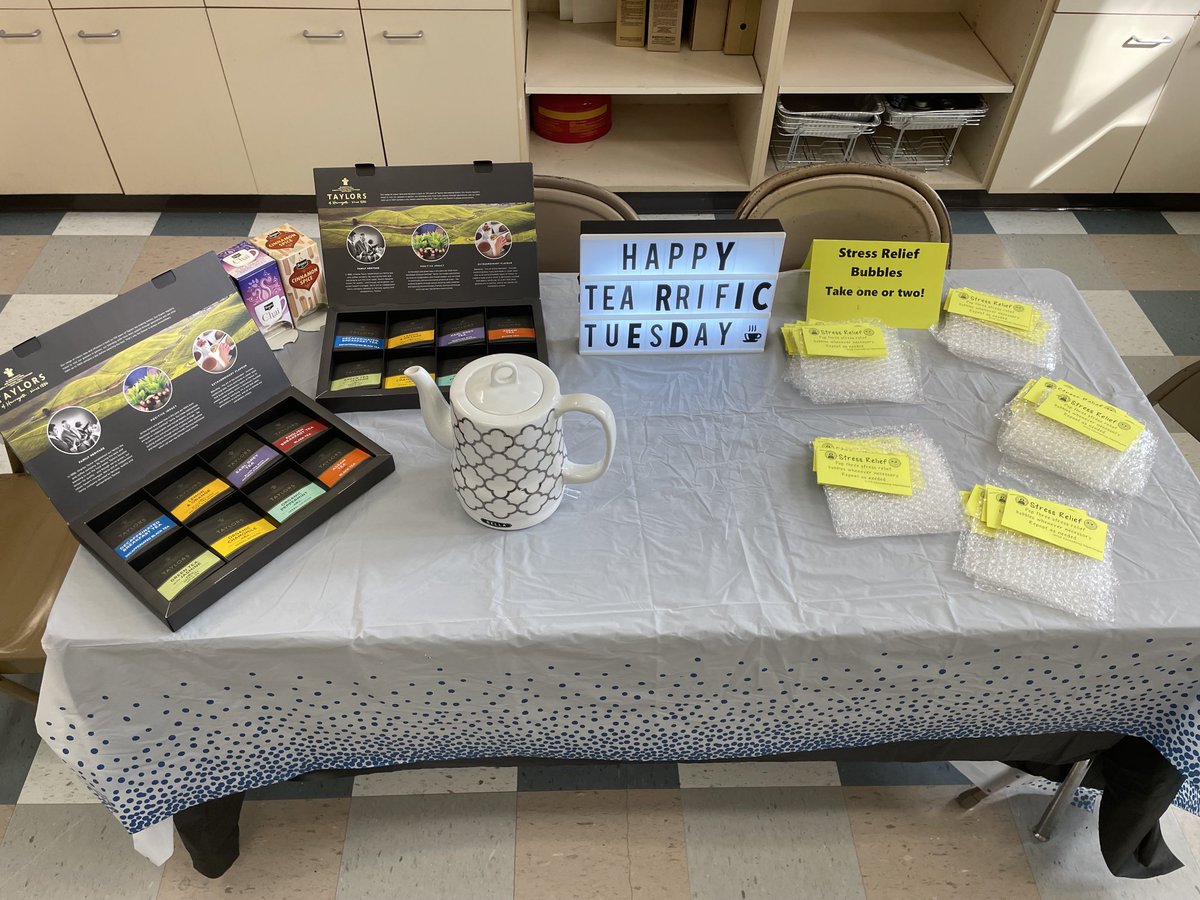GlasherRobinson's tweet photo. Staff had a TEA-rrific Tuesday learning about self-management and how tea and bubble wrap can be tools to help manage emotions. ๐๐๐พ #DHSSEL โฆ@DhsGoldโฉ โฆ@GCS_SEL_Officeโฉ https://t.co/LOyE4yA1su
