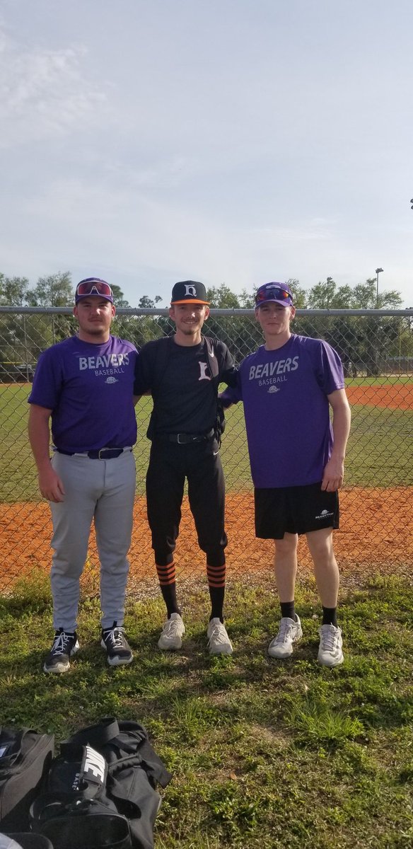 Wellington Dukes baseball <a href="/DukesBaseball21/">Wellington Dukes Baseball</a> was well represented in Port Charlotte, Fla today as  Heidelberg played Bluffton. Ben Bliss <a href="/Benjaminbliss30/">Ben Bliss</a> (Heidelberg/WHS class 2020),CJ Polen <a href="/cjpolen20/">cj</a> &amp;Riley Reyna <a href="/RileyReyna14/">Riley Reyna</a>(Bluffton/WHS class 2023).Pretty cool! 
<a href="/WEVSD_sports/">Wellington Sports</a>