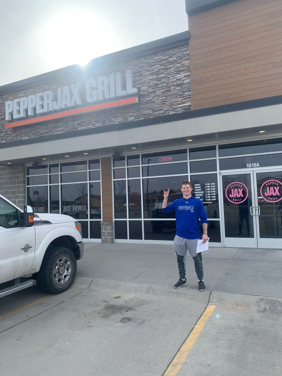 CoachJO_DC's tweet photo. Thank you to Pepperjax Grill for being a part of the Blue Swarm
and donating to the Loper Backers Banquet! #TeamOverMe #LoperBackers #PowerOfTheHerd https://t.co/bGr042sHtB