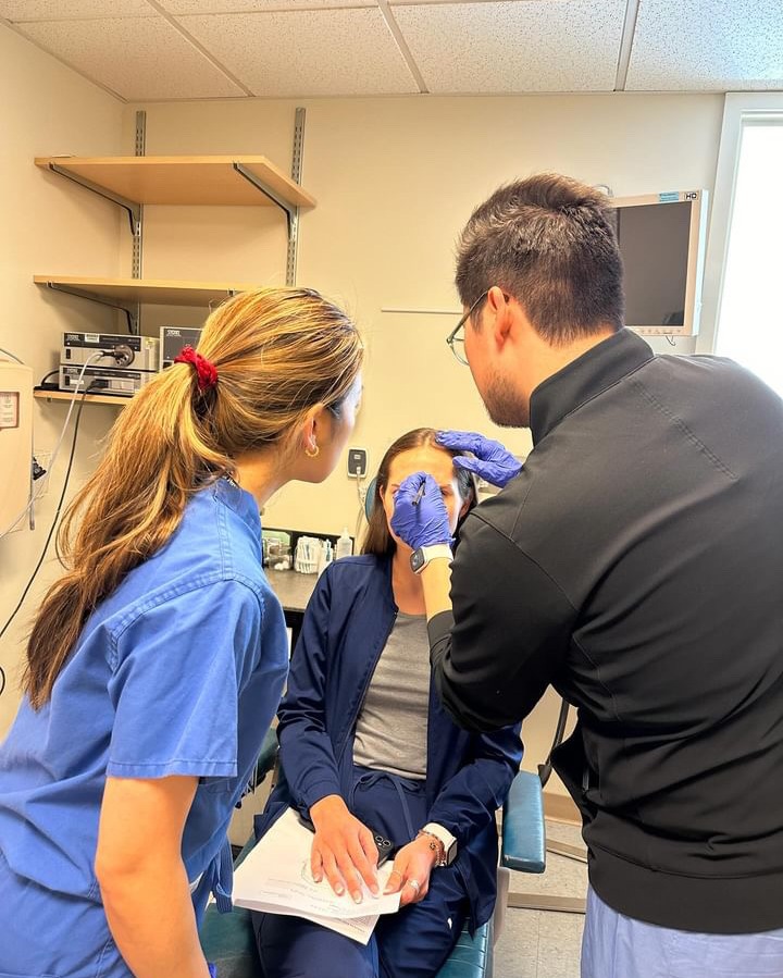Penn_ENT's tweet image. Take an inside look into our Botox resident clinic from this February! It's awesome to see our residents in action 💥
#Botox #Residency #TeachingTuesday
