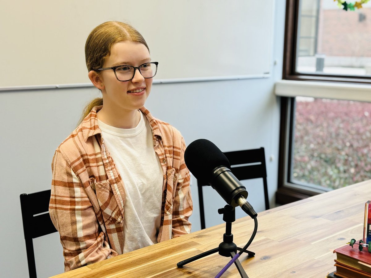 Dr. @kellyctess enjoyed a conversation with alum & @NewTrier203 student Norah Luzadder, who recorded an interview for the 'Winnetka Voices' podcast. March episode coming soon!! #youbelonghere
