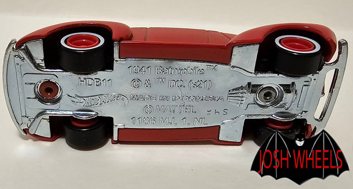 JoshWheels_LP's tweet image. El nuevo integrante de la Baticueva 🦇
#HotWheels #HotWheelsPremium #HotWheelsBatmobile #Batman #DieCastCollection