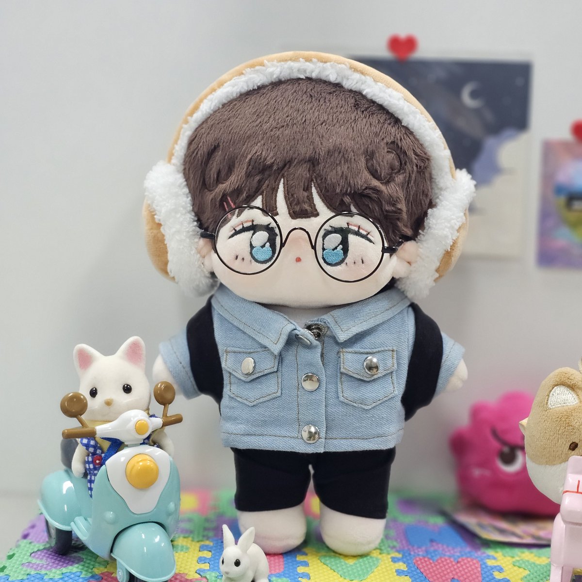 #링링솜
오늘도 과댱님 솜씨
과장님책상에 설치된 포토죤