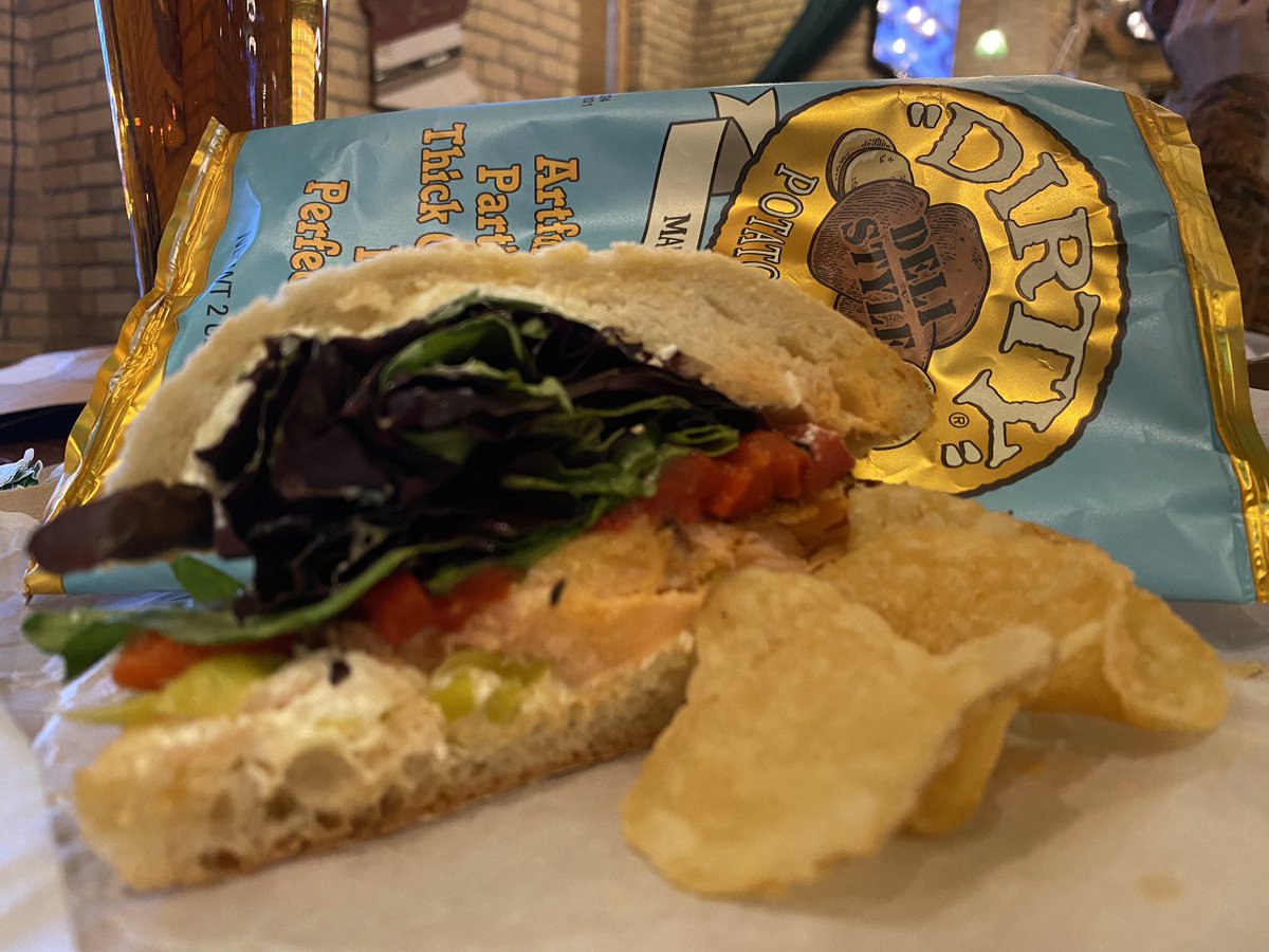 Perfect match: <a href="/nwrestaurant_/">Northern Waters</a>  <a href="/realdirtychips/">@RealDirtyChips</a> and <a href="/hoopsbrewing/">Hoops Brewing</a>  Next stop <a href="/JasonIsbell/">jason's old account</a> at the <a href="/deccduluth/">The DECC</a> #winning #duluth #duluthmn