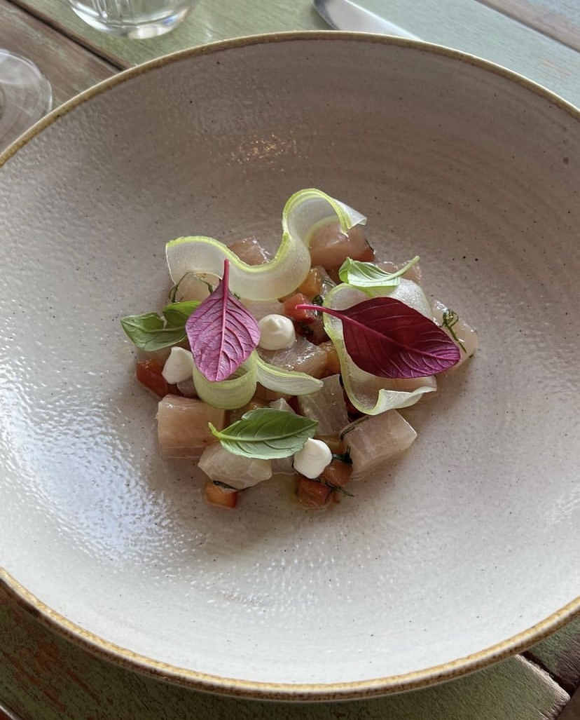 Chef Nick Axtens from Donovans Restaurant loves to work with our Spencer Gulf Kingfish to create the most delicious tartars.... 
We love this one with peach, buttermilk &amp; basil so much 🌱 we could eat it every day! 🤤