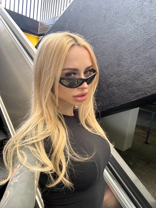 I&rsquo;m sorry but my Russian blonde bitch personality doesn&rsquo;t wanna leave https://t.co/FbltAmR7Gm