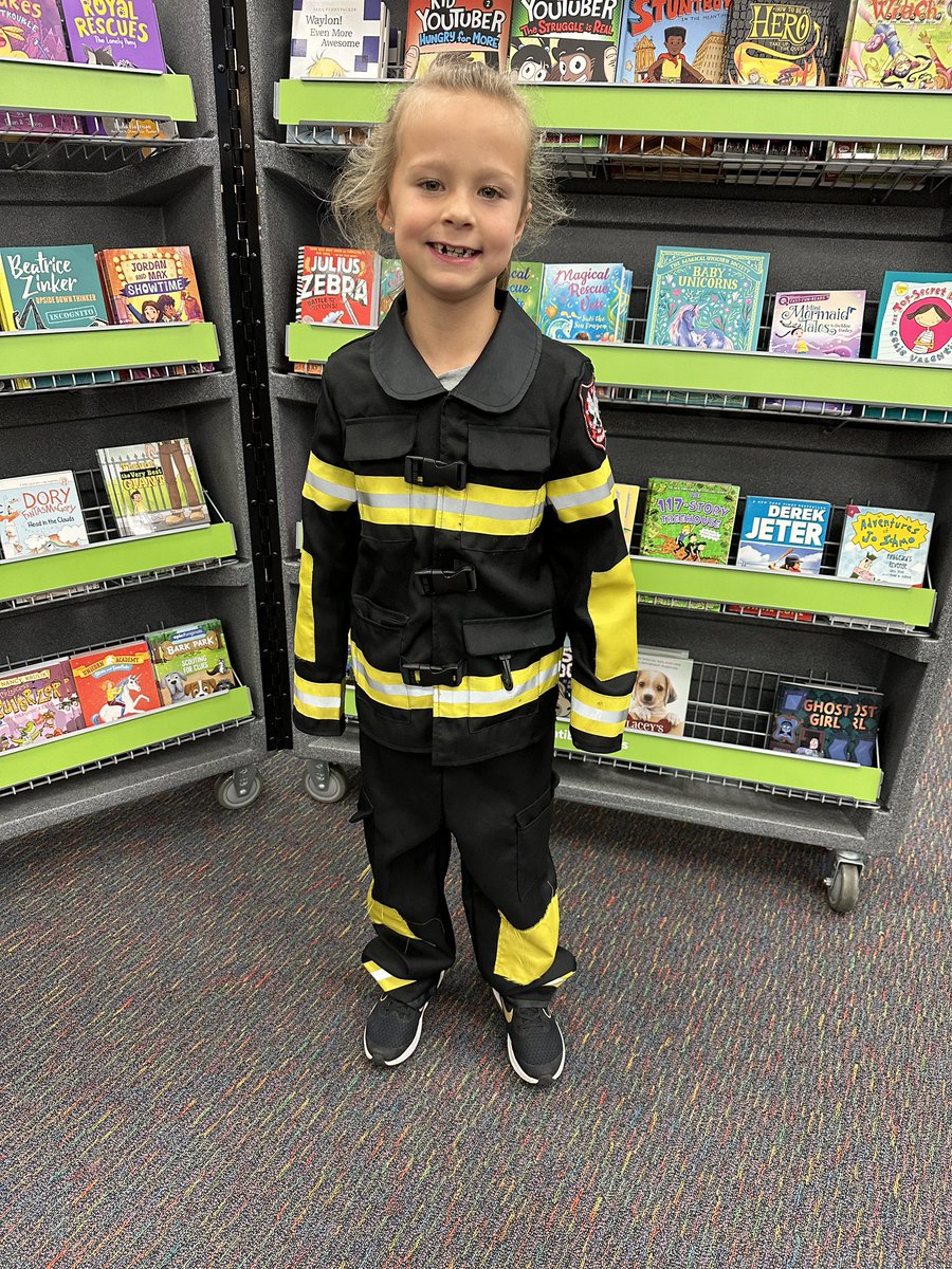 NISDFieldsLibrary (@fields_library) on Twitter photo Today it was dress like someone you read a book about. ๐<a href="/NISDFields/">Fields Elementary</a> <a href="/NISDLib/">NISDLibraryServices</a> #ReadAcrossAmerica Today it was dress like someone you read a book about. ๐<a href="/NISDFields/">Fields Elementary</a> <a href="/NISDLib/">NISDLibraryServices</a> #ReadAcrossAmerica