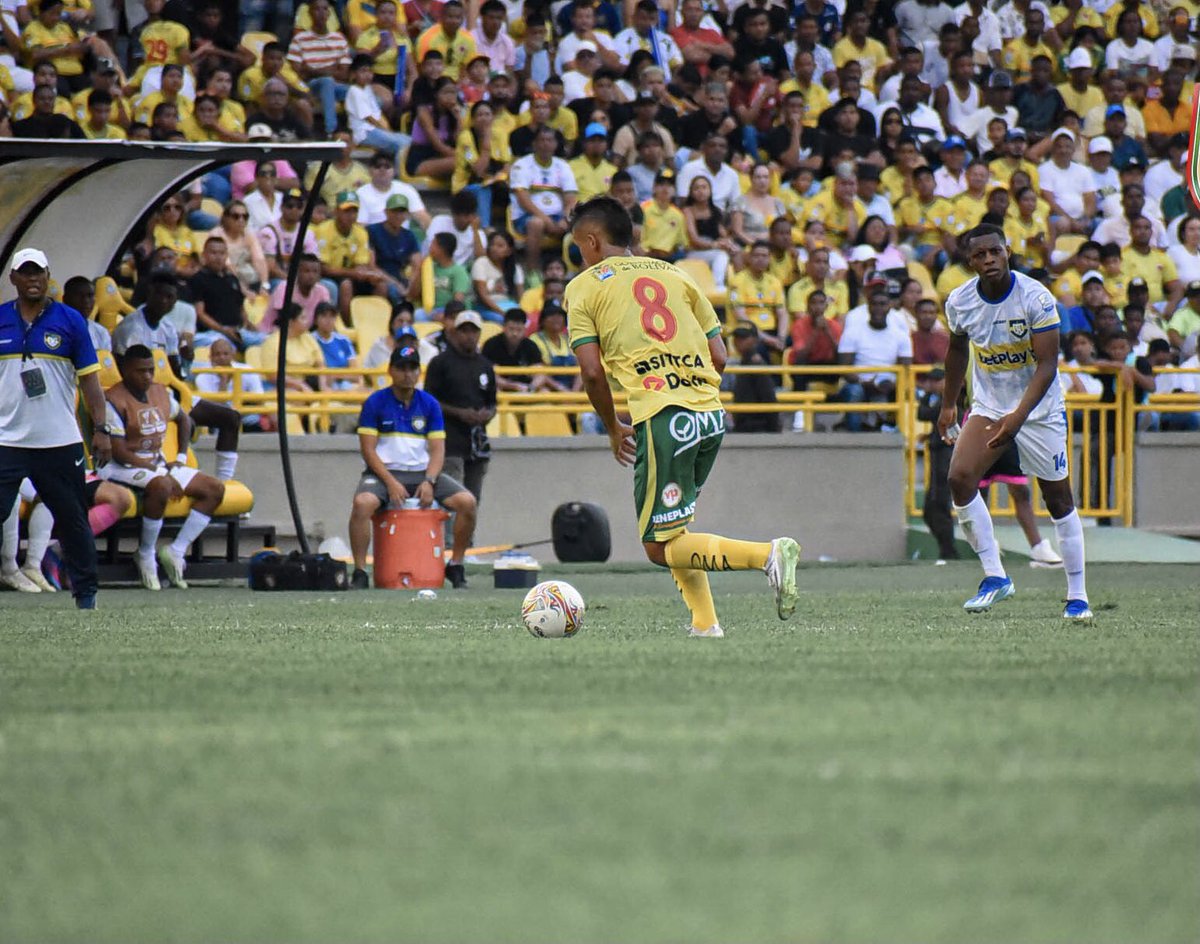 pipebarragan99's tweet photo. Bendecido💛💚⚽️👆🏽 https://t.co/NcJxzu5yk3