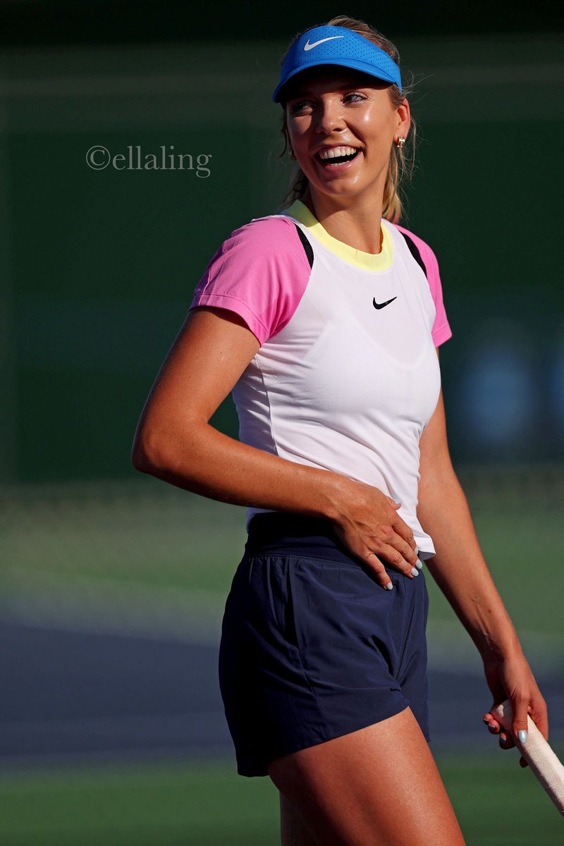 Katie Boulter is enjoying life right now 🌞🌴🎾🏆📸 @katiecboulter @BNPPARIBASOPEN #IndianWells #tennisparadise @ShutterstockNow #tennisphotography @CanonUKandIE