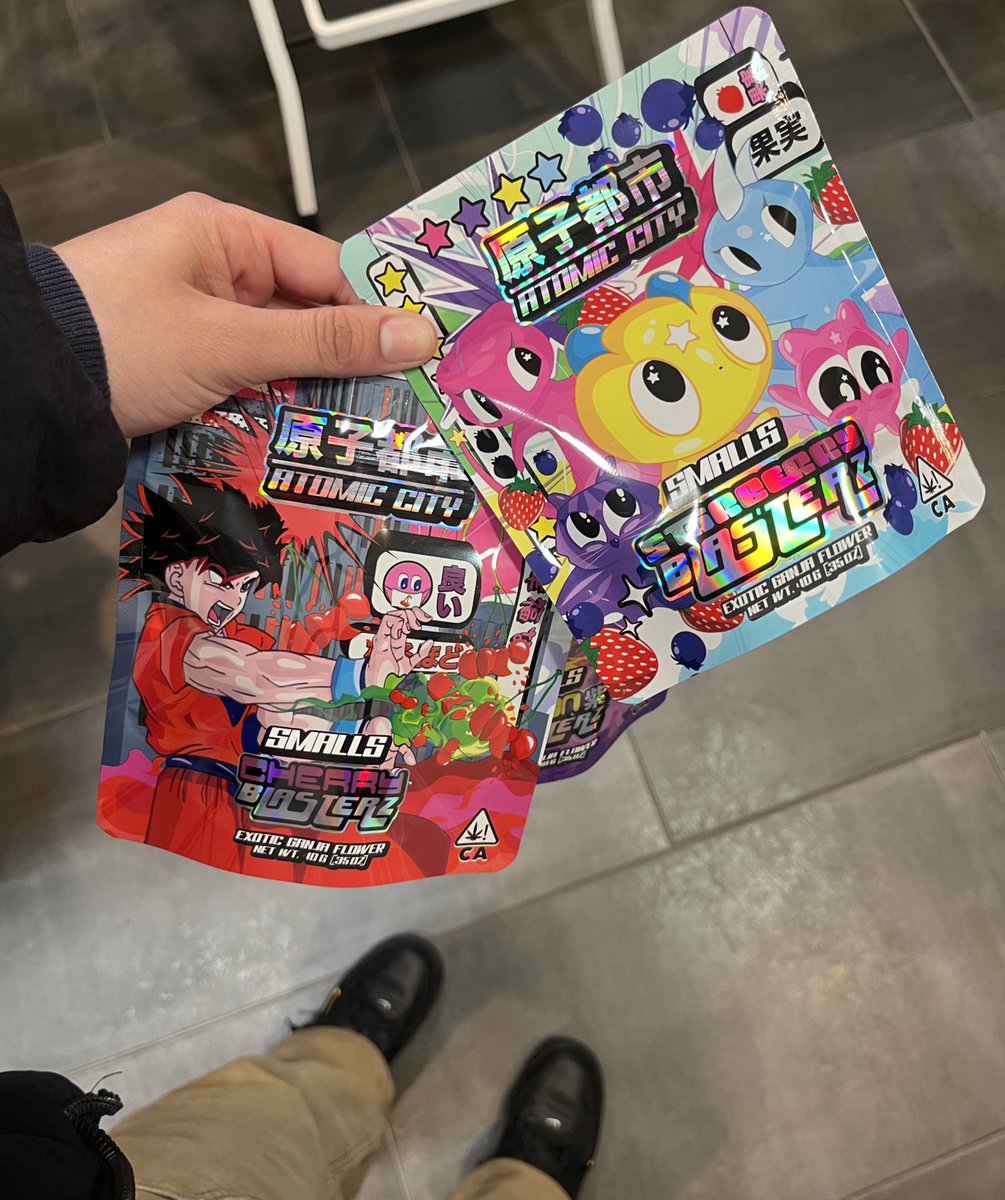 fuxkingariii's tweet image. packaging is going crazy at the dispensary 😵‍💫