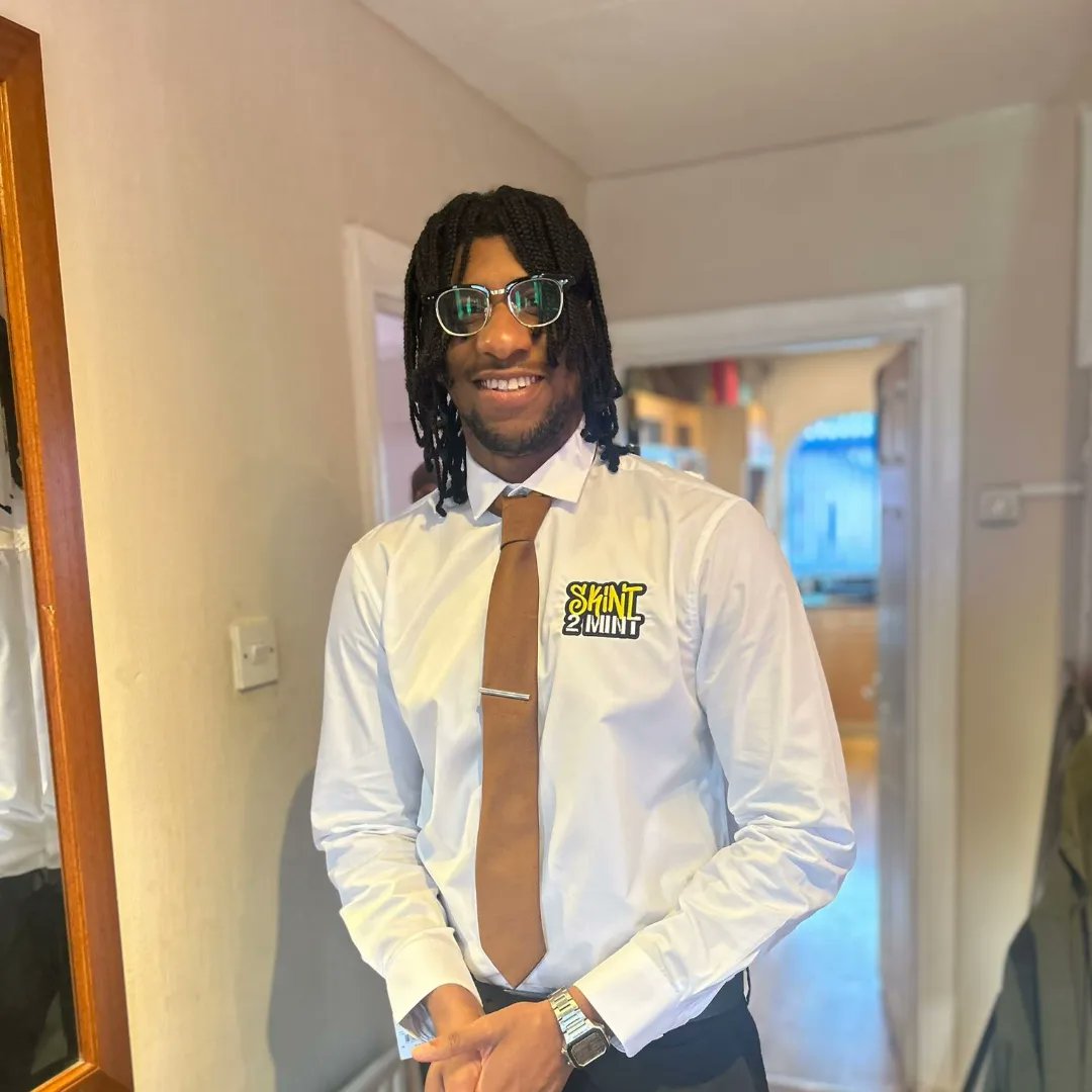 SKINT2MINT (@skint2mint) on Twitter photo Feeling good in the new attire. It's important in business to look the part ππ· <a href="/NextClothing/">Next.Com</a> <a href="/CoventryBS/">Coventry Building Society</a> <a href="/MoneySavingExp/">MoneySavingExpert</a> <a href="/itvMLshow/">The Martin Lewis Money Show Live</a> <a href="/MartinSLewis/">Martin Lewis</a> Feeling good in the new attire. It's important in business to look the part ππ· <a href="/NextClothing/">Next.Com</a> <a href="/CoventryBS/">Coventry Building Society</a> <a href="/MoneySavingExp/">MoneySavingExpert</a> <a href="/itvMLshow/">The Martin Lewis Money Show Live</a> <a href="/MartinSLewis/">Martin Lewis</a>