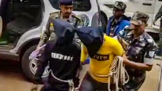 htTweets's tweet photo. #Spanish vlogger gang-rape: #FIR reveals chilling details about #Jharkhand's #Dumka incident

https://t.co/sinjSlEwii https://t.co/NWAY2XVuQZ