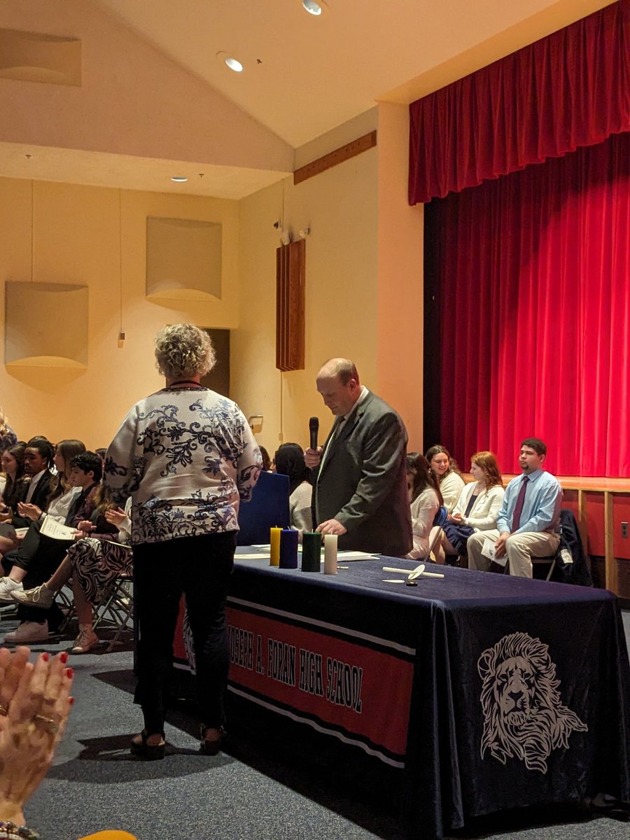Congratulations to Foran High School's first inductees to the Rho Kappa Social Studies Honor Society and the Quill &amp; Scroll Int'l Honorary Society for High School Journalists! We are so proud of these dedicated students and their commitment to Social Studies and Journalism.