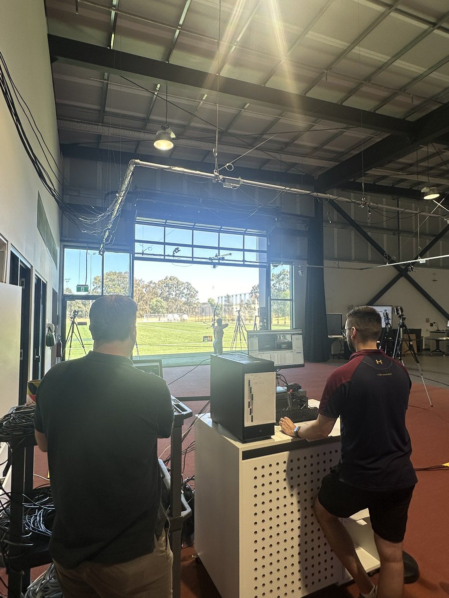 Danielle Vickery-Howe tweet media