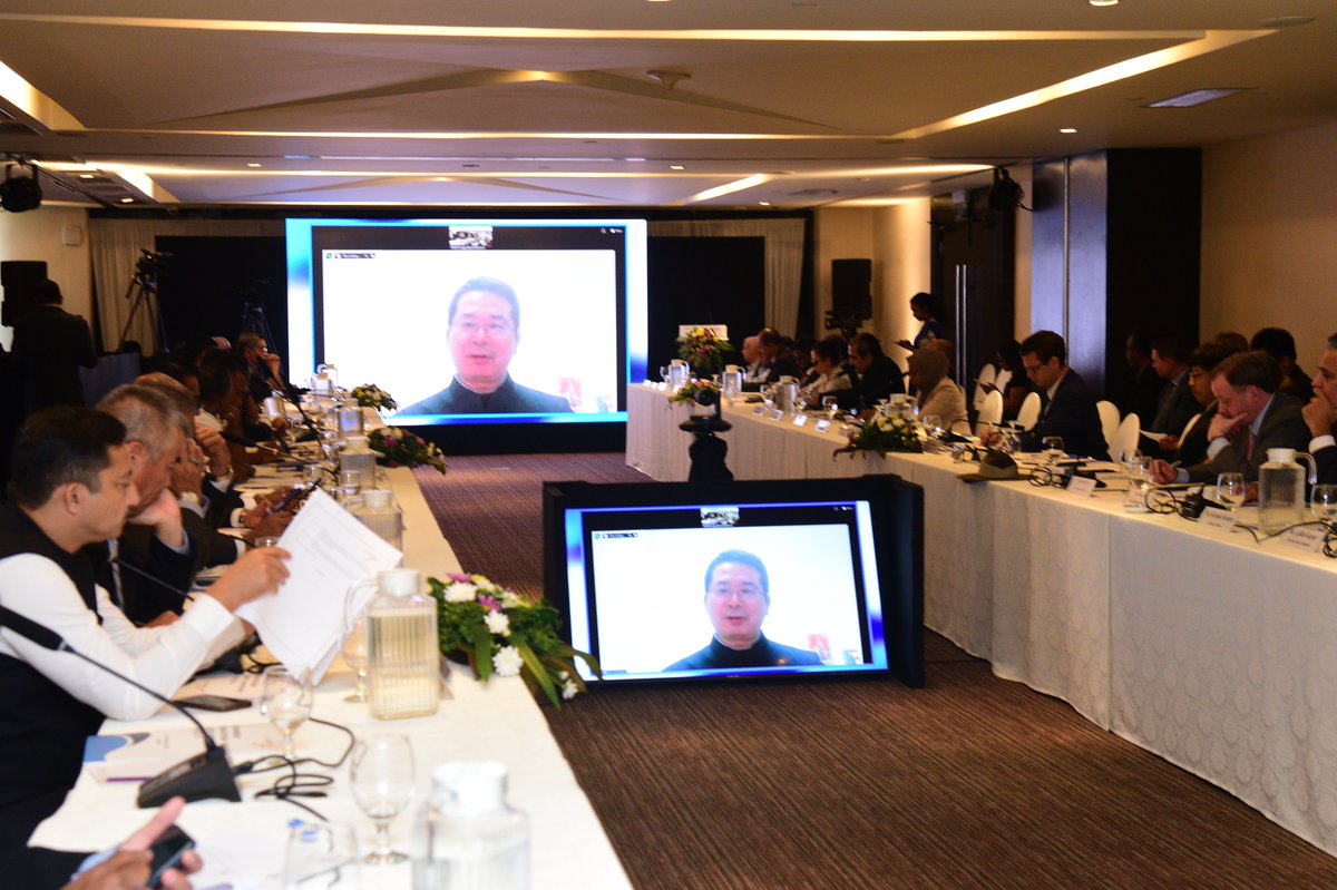 pathfinderSL's tweet photo. #Day01 of #PFIOSCIII featured the first two sessions of the conference:
#Session01 - "Indo-Pacific strategy and its implications on the Indian Ocean community" and #Session02 - "Underwater Domain Awareness: Security and economic dimensions"
#PFIOSCIII #SecurityConference #PF https://t.co/BvGwb9cufb